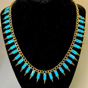 Gold tone and turquoise glass stone spike chunky retro statement necklace